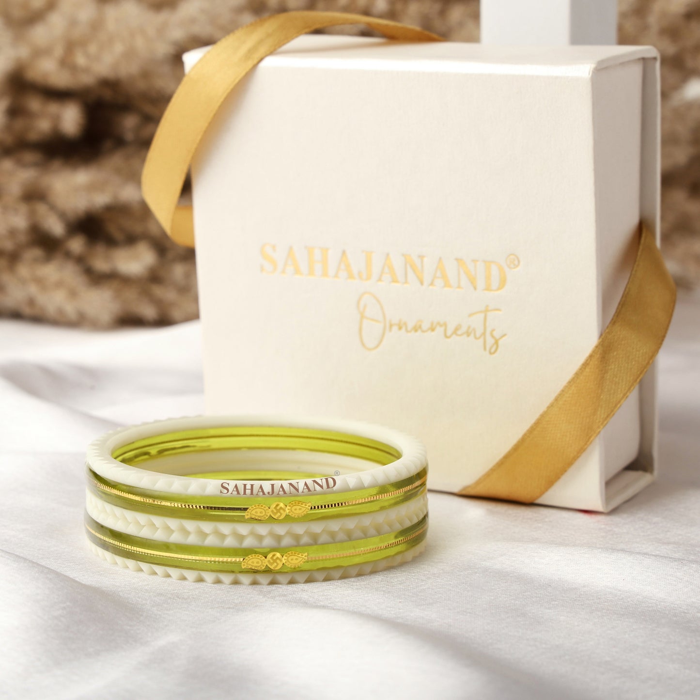 HINNA – "RADIANT CHARM BANGLES" 916 22k Gold Pola Bangles