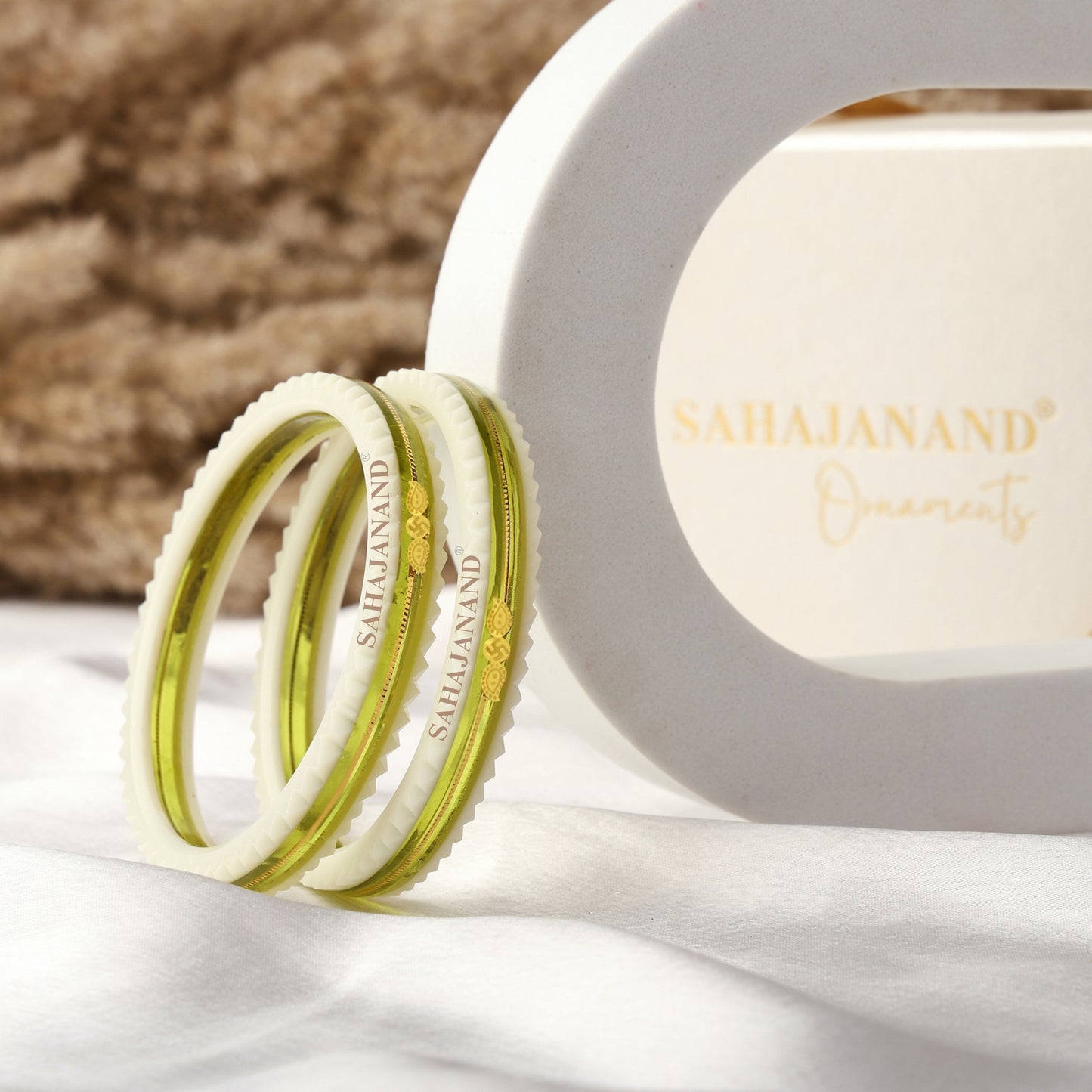 HINNA – "RADIANT CHARM BANGLES" 916 22k Gold Pola Bangles