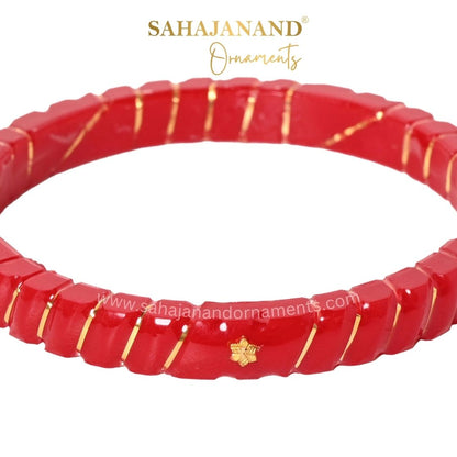 "Crimson Elegance: A Truly Unique 916 Gold Bangle"