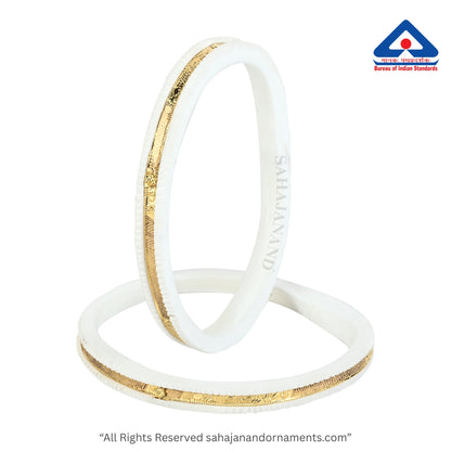 "Sankha Shonar Aarambho  –  A new beginning in an ancient style" 916 22k Gold Bangles (2 pis)