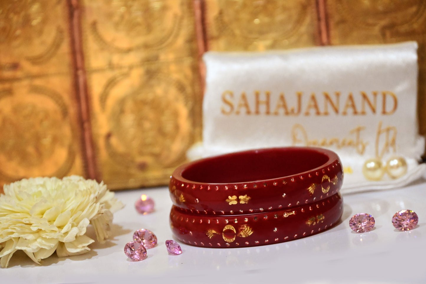 Sahajanand's Exclusives Gold Bangles 916 22k Hallmark