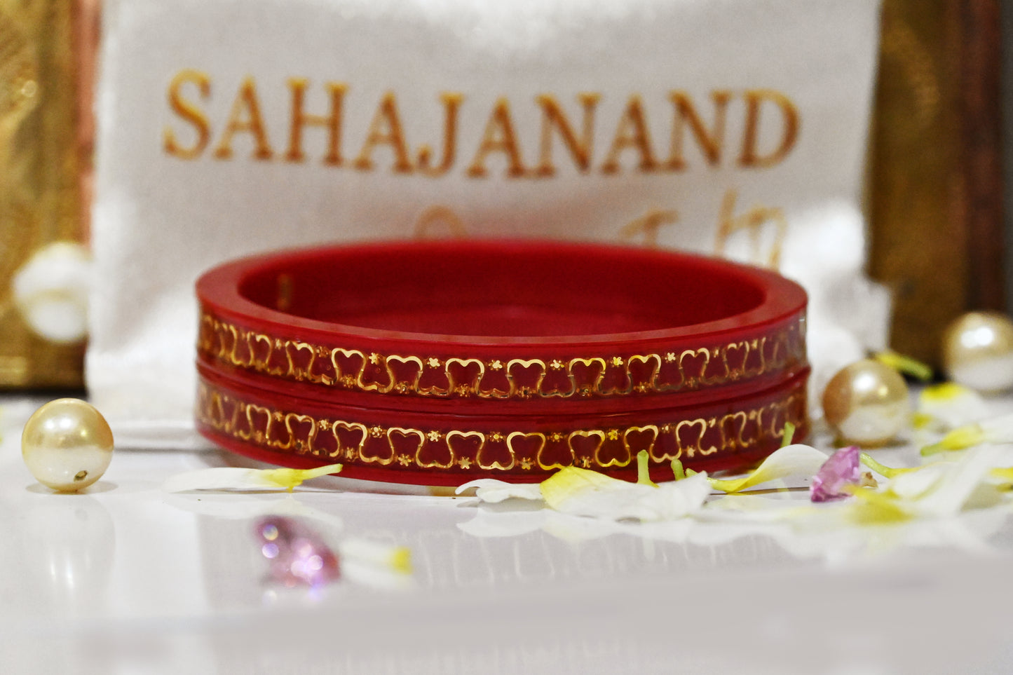 Sahajanand's Exclusives Gold Bangles 916 22k Hallmark